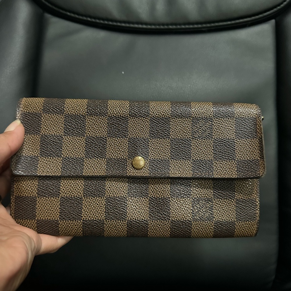 LV Damier Ebene Sarah Wallet